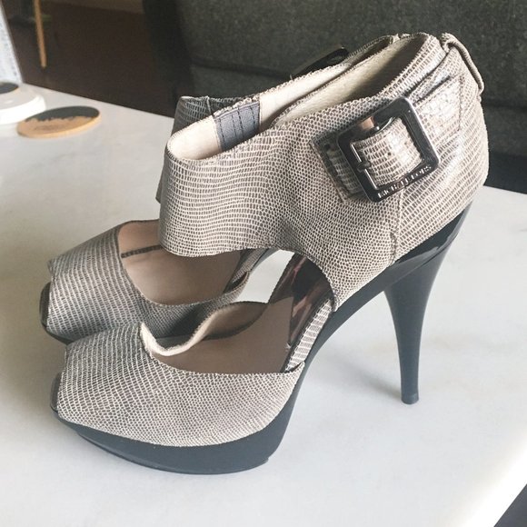 Worn 1x! Michael Kors stiletto heel peep toe shoes